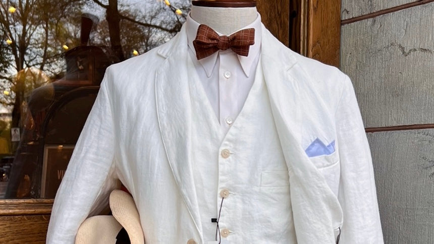 Kanaljen three piece linen suit
