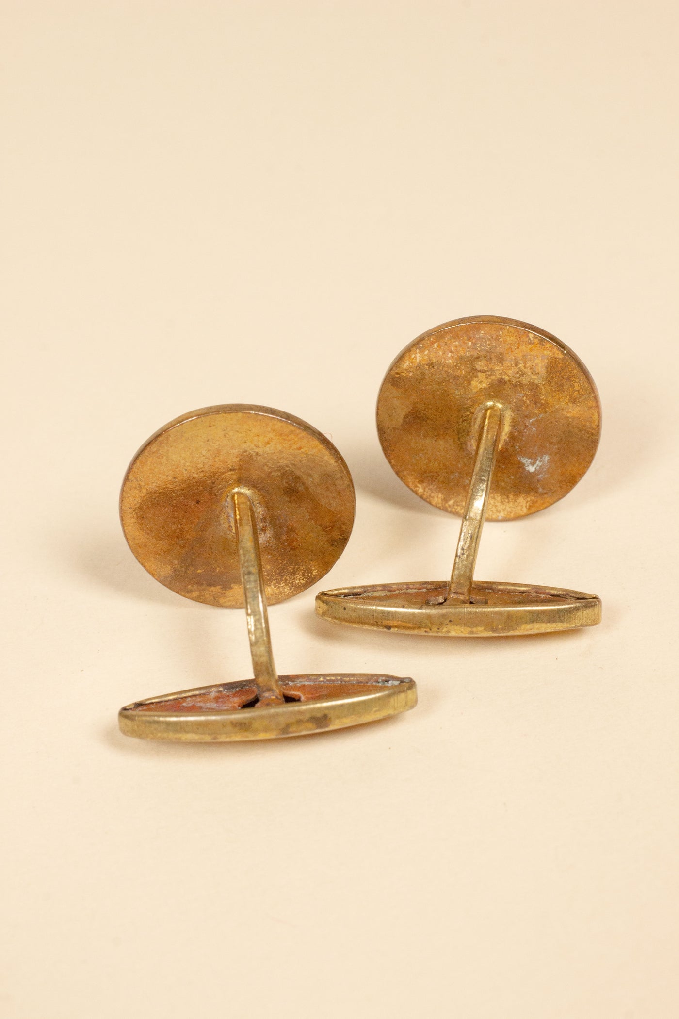 1920/1930'S BRASS CUFFLINKS WITH BLUE ENAMEL INLAY