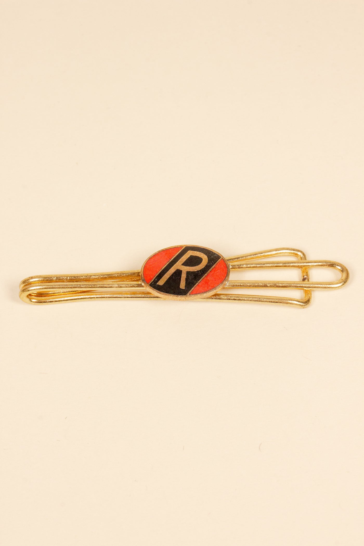 1930/1940s ENAMELED NEW OLD STOCK BRASS TIE CLIPS WITH INITIAL, LETTER "R"