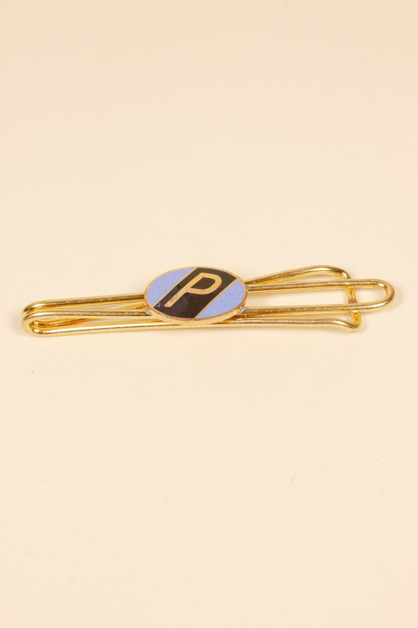 1930/1940s ENAMELED NEW OLD STOCK BRASS TIE CLIPS WITH INITIAL, LETTER "P"