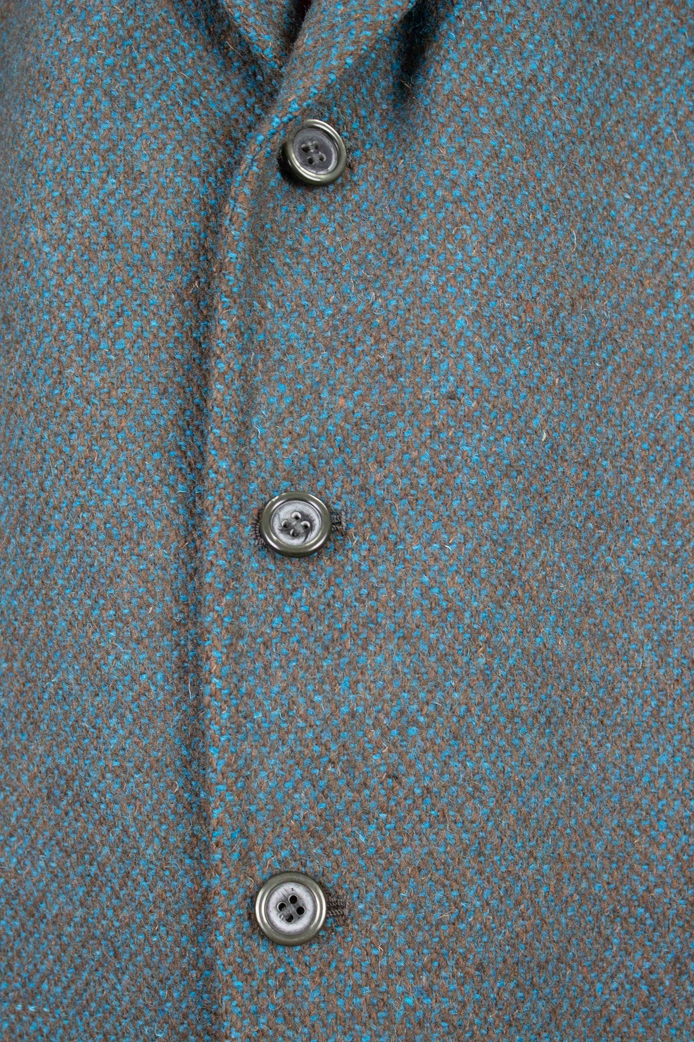 CANADIAN 1940S/1950S BLUE AND BROWN HARRIS TWEED JACKET BY JOHN BULLOCK. SIZE CA EU 56