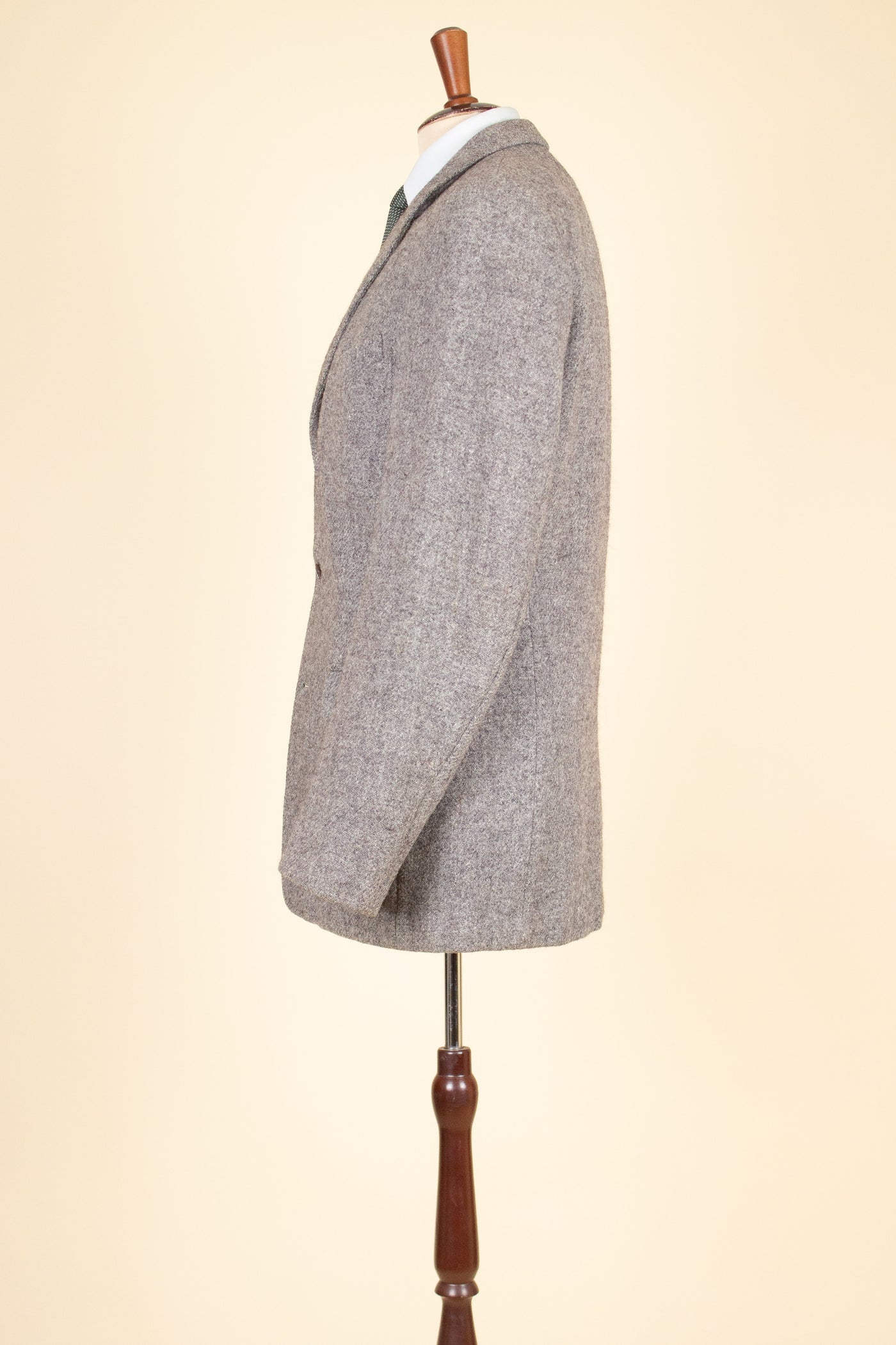 SWEDISH 1950S GREY HARRIS TWEED JACKET BY JUNEX. SIZE CA EU 48 Long