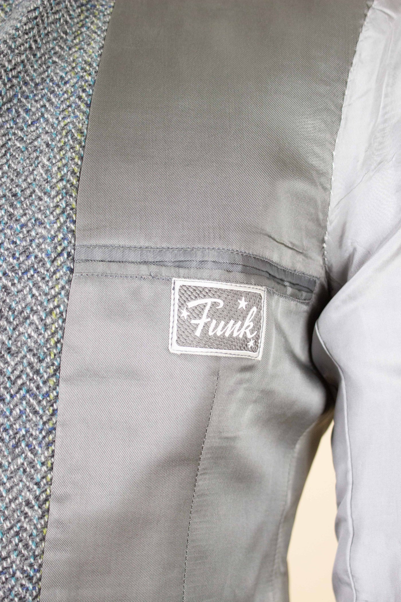 SWEDISH 1950S MULTICOLOURED HERRINGBONE TWEED JACKET BY FUNK. SIZE CA EU 44