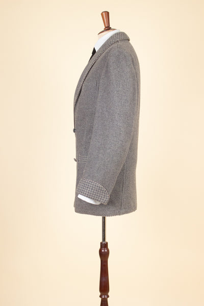 SWEDISH 1940S/1950S GREY SMOKING JACKET BY CARL AXEL. SIZE CA EU 50