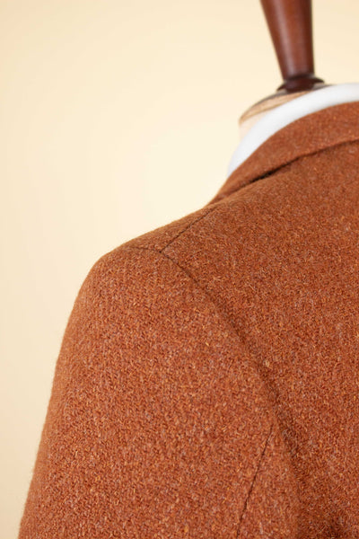 SWEDISH 1950S RUST BROWN HERRINGBONE HEAVYWEIGHT HARRIS TWEED JACKET BY BESTON. SIZE CA EU 46.
