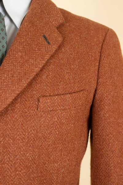 SWEDISH 1950S RUST BROWN HERRINGBONE HEAVYWEIGHT HARRIS TWEED JACKET BY BESTON. SIZE CA EU 46.