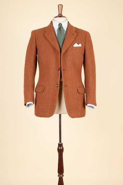 SWEDISH 1950S RUST BROWN HERRINGBONE HEAVYWEIGHT HARRIS TWEED JACKET BY BESTON. SIZE CA EU 46.