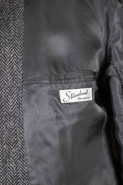 SWEDISH 1950S GREY HERRINGBONE HARRIS TWEED SINGLE BREASTED JACKET. SIZE CA EU 54