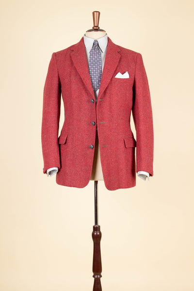 BRITISH 1950S/1960S RED HERRINGBONE HARRIS TWEED JACKET. SIZE CA EU 46