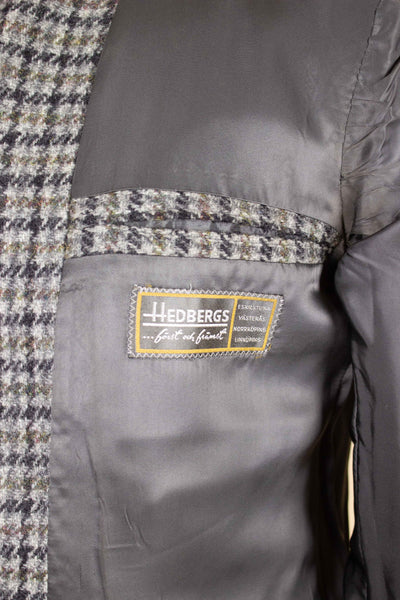 SWEDISH 1960S DARK GREY/LIGHT GREY/GREEN CHECKERED HARRIS TWEED JACKET BY HEDBERGS. SIZE CA EU 50