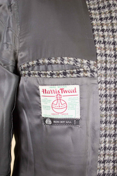 SWEDISH 1960S DARK GREY/LIGHT GREY/GREEN CHECKERED HARRIS TWEED JACKET BY HEDBERGS. SIZE CA EU 50