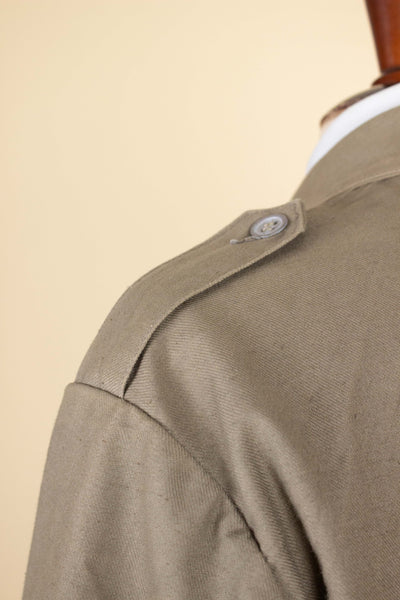 SWEDISH 1940S SINGLE BREASTED BEIGE ARMY JACKET BY ALGOTS. SIZE CA EU 54-56