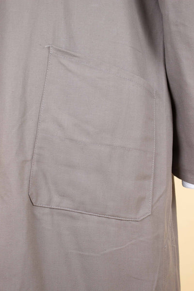 SWEDISH 1950S BEIGE DEADSTOCK WORK COAT. SIZE CA EU 56