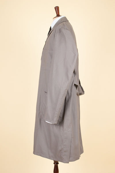 SWEDISH 1950S BEIGE DEADSTOCK WORK COAT. SIZE CA EU 56