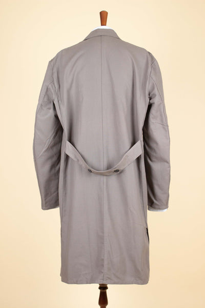 SWEDISH 1950S BEIGE DEADSTOCK WORK COAT. SIZE CA EU 56