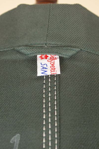SWEDISH 1950S/1960S GREEN COTTON DEADSTOCK WORK COAT BY DALSTORPS YRKESKLÄDER. SIZE CA EU 50 LONG