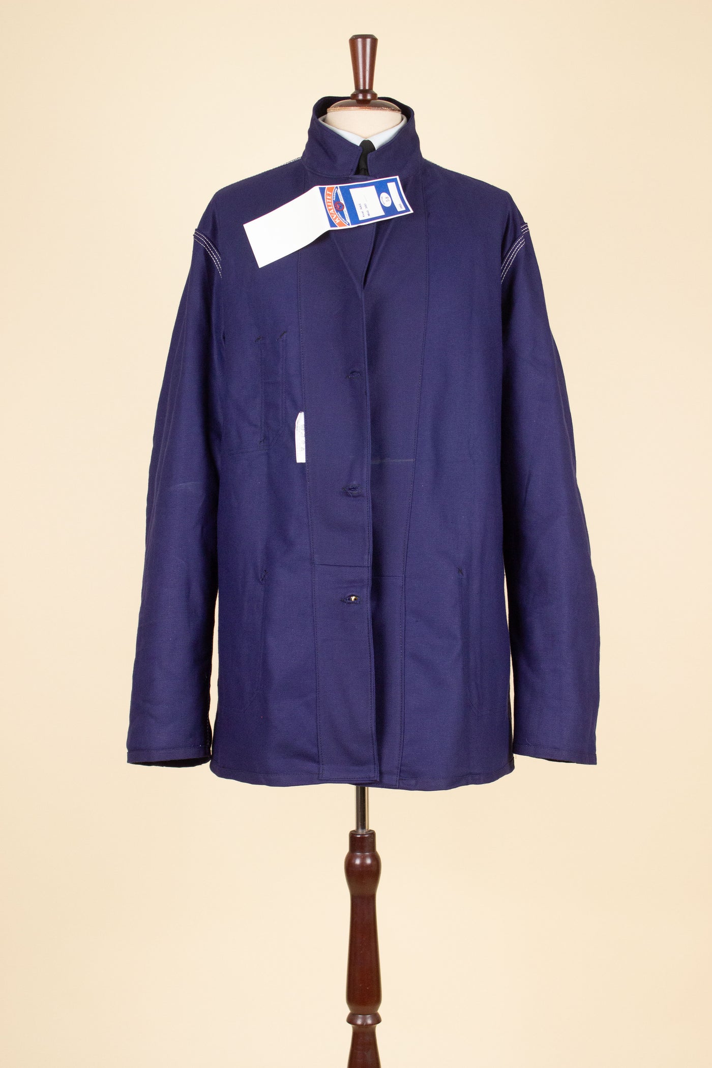 SWEDISH 1960S BLUE DEADSTOCK WORK JACKET BY KVALITET. SIZE CA EU 58