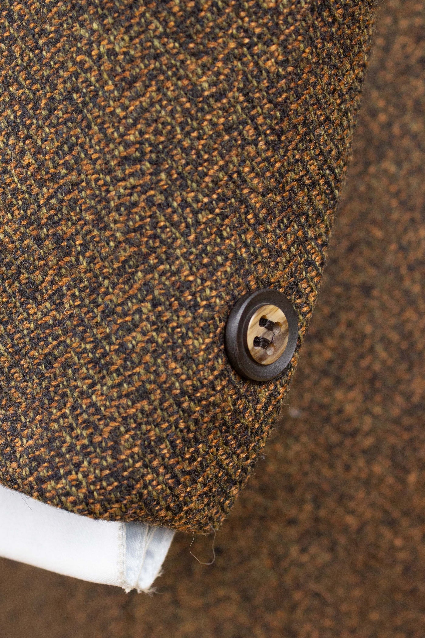 SWEDISH 1960S BROWN SINGLE BREASTED TWEED JACKET BY RAPPSON. SIZE CA EU 46-48