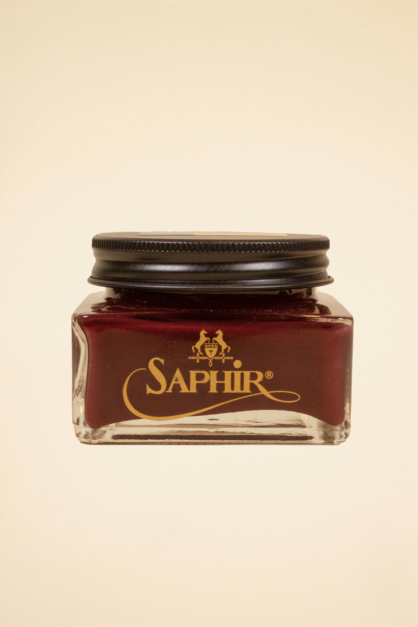 Saphir Médaille d'Or Crème 1925 hermes red no. 12