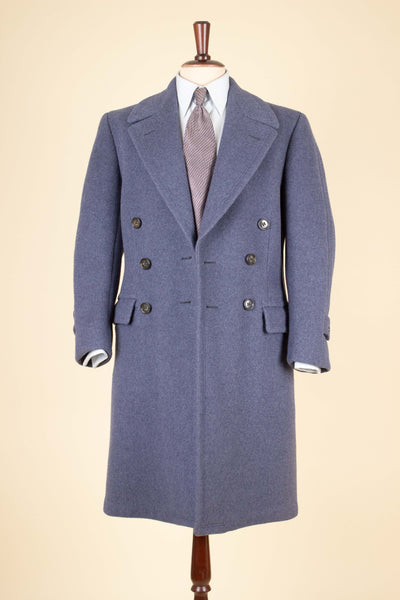 SWEDISH 1940S/1950S PIGEON BLUE HEAVY WEIGHT OVERCOAT BY TIGER. SIZE CA EU 44