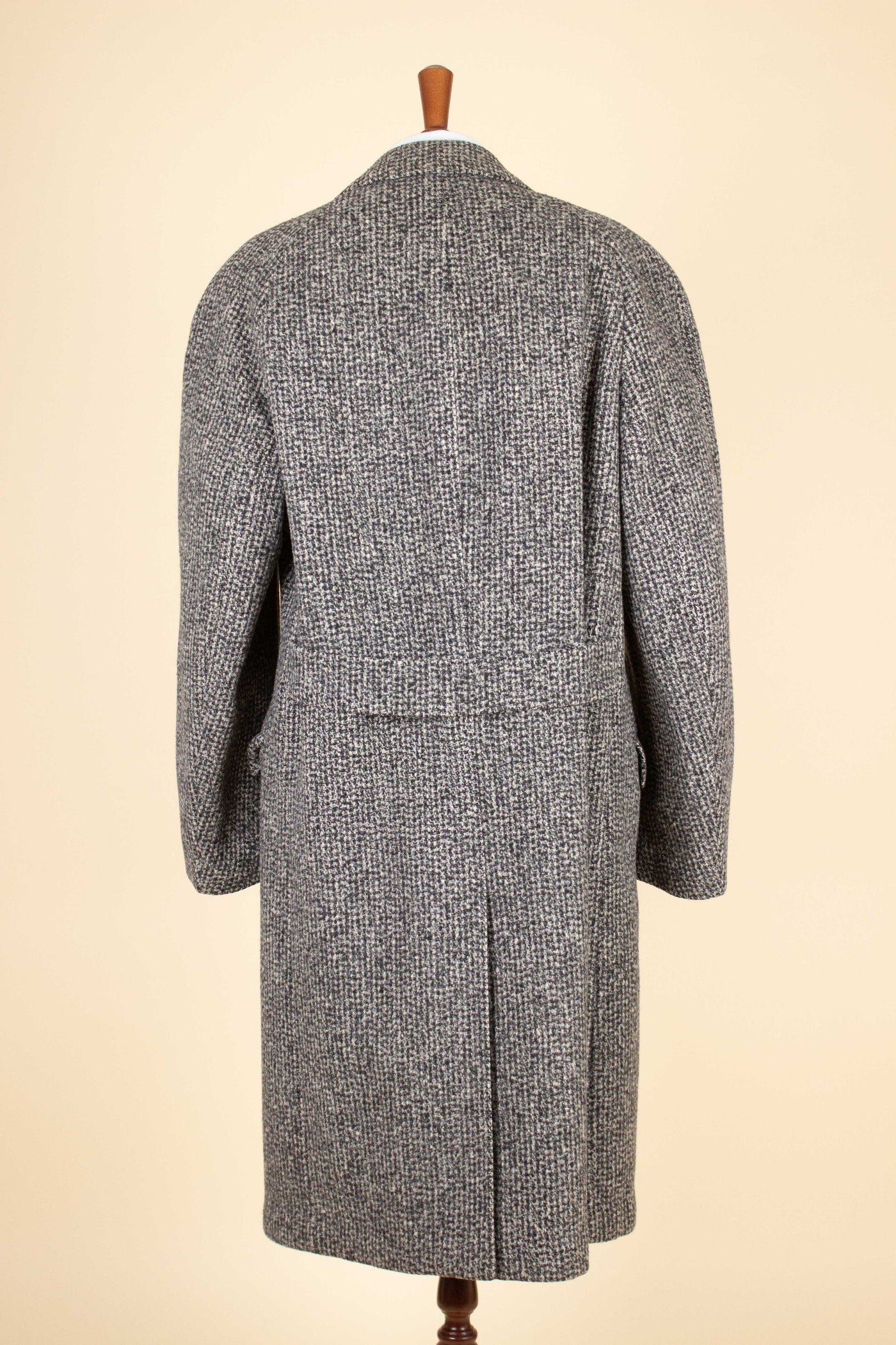 SWEDISH 1950S SALT AND PEPPER  OVERCOAT BY HARRINGTON, STRÖMS. SIZE CA EU 50-52