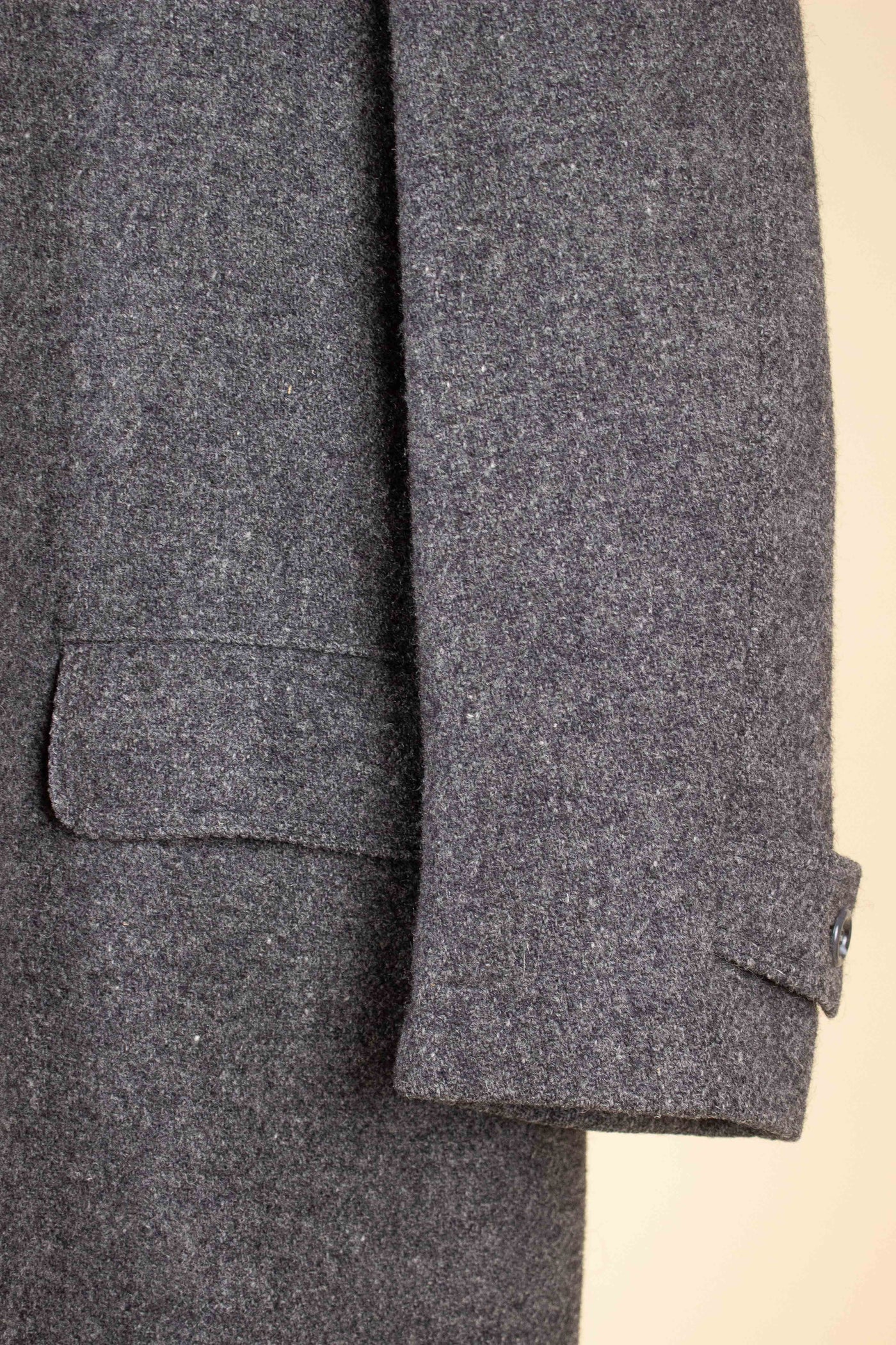 SWEDISH 1950S/1960S GREY HARRIS TWEED SINGLE BREASTED OVERCOAT BY JUNEX. SIZE CA. EU 50-52