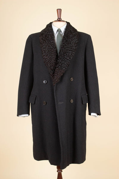 SWEDISH 1940S/1950S BLACK OVERCOAT WITH PERSIAN SHAWL COLLAR. SIZE CA EU 48