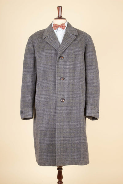 SWEDISH 1950S GREY CHECKERED SINGLE BREASTED COAT BY CLUBMAN. SIZE CA EU 50-52