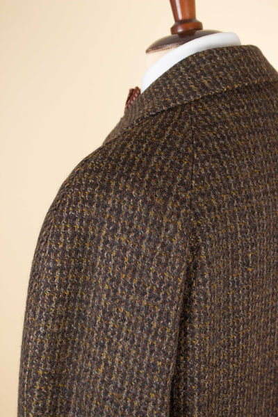 SWEDISH 1950S/1960S BROWN TWEED RAGLAN CHECKERED OVERCOAT BY TIGER. SIZE CA EU 48
