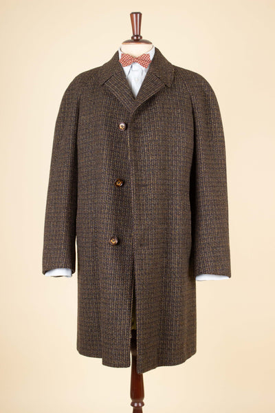 SWEDISH 1950S/1960S BROWN TWEED RAGLAN CHECKERED OVERCOAT BY TIGER. SIZE CA EU 48