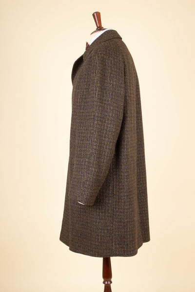 SWEDISH 1950S/1960S BROWN TWEED RAGLAN CHECKERED OVERCOAT BY TIGER. SIZE CA EU 48