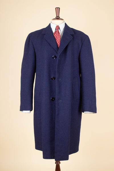 SWEDISH 1950S MIDNIGHT BLUE OVERCOAT BY DISTINGO. SIZE CA EU 50