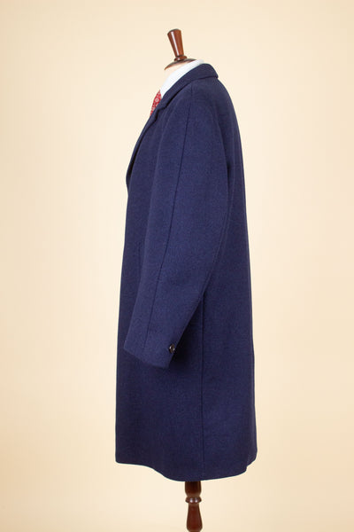 SWEDISH 1950S MIDNIGHT BLUE OVERCOAT BY DISTINGO. SIZE CA EU 50