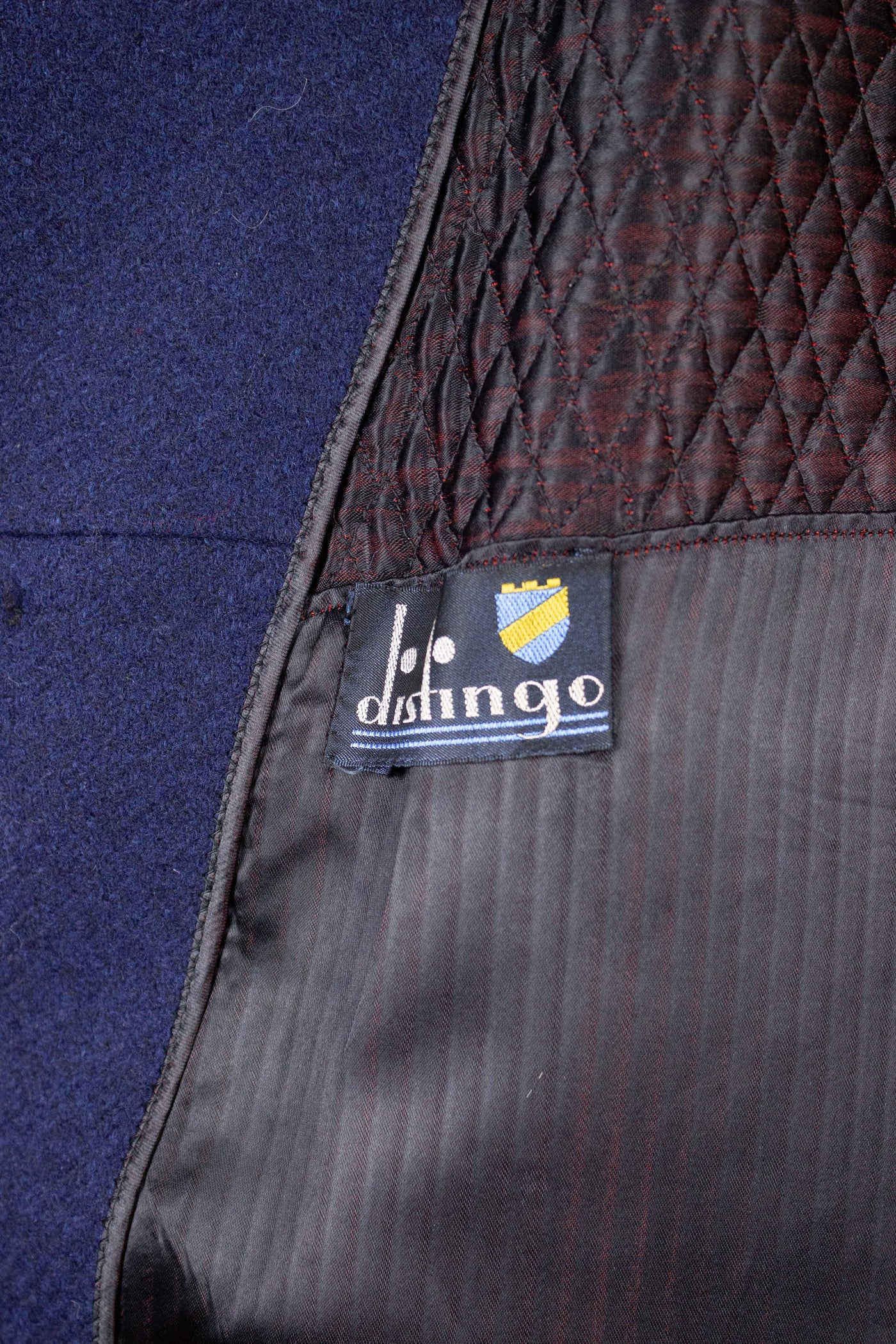 SWEDISH 1950S MIDNIGHT BLUE OVERCOAT BY DISTINGO. SIZE CA EU 50