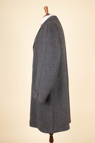 SWEDISH 1950S MID GREY HEAVYWEIGHT RAGLAN OVERCOAT BY KABOM. SIZE CA EU 54