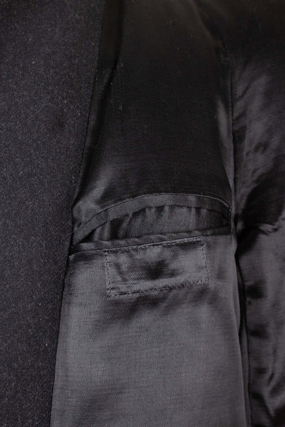 SWEDISH 1940S DARK GREY HEAVYWEIGHT SINGLE BREASTED RAGLAN OVERCOAT. SIZE CA EU 48