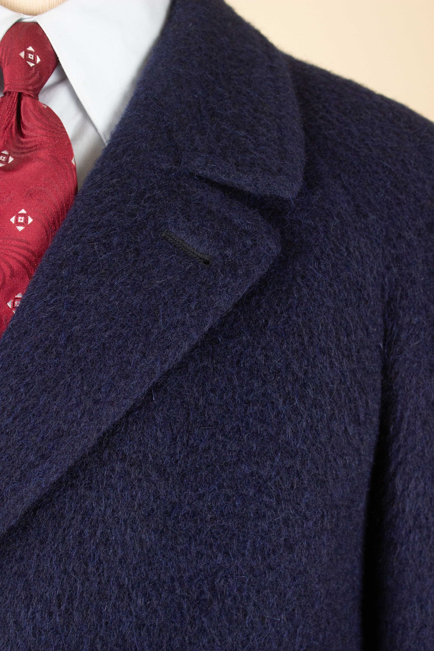 SWEDISH 1950S/1960S DARK BLUE RAGLAN ALPACA OVERCOAT BY DRESS. SIZE CA EU 50-52
