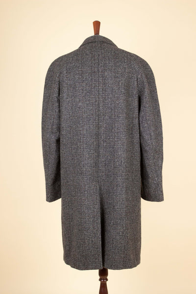 SWEDISH 1960S MID GREY SINGLE BREASTED TWEED RAGLAN OVERCOAT BY ELSON. SIZE CA EU 46-48