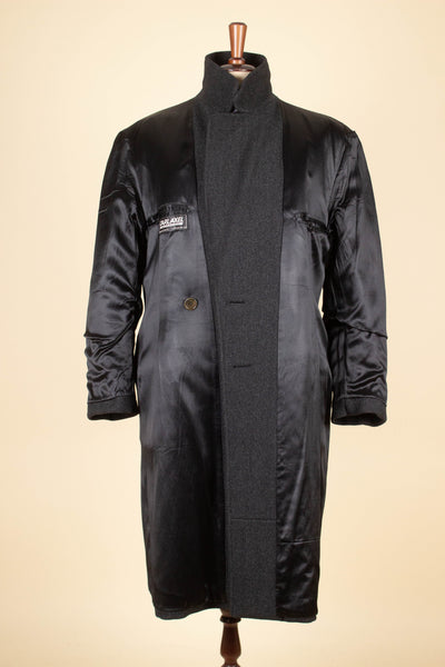 SWEDISH 1940S GREY HERRINGBONE DOUBLE BREASTED HEAVYWEIGHT COAT BY JUNEX. SIZE CA EU 48-50