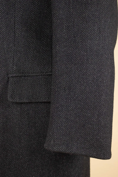 SWEDISH 1940S GREY HERRINGBONE DOUBLE BREASTED HEAVYWEIGHT COAT BY JUNEX. SIZE CA EU 48-50