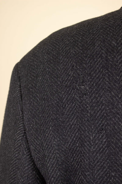 SWEDISH 1940S GREY HERRINGBONE DOUBLE BREASTED HEAVYWEIGHT COAT BY JUNEX. SIZE CA EU 48-50