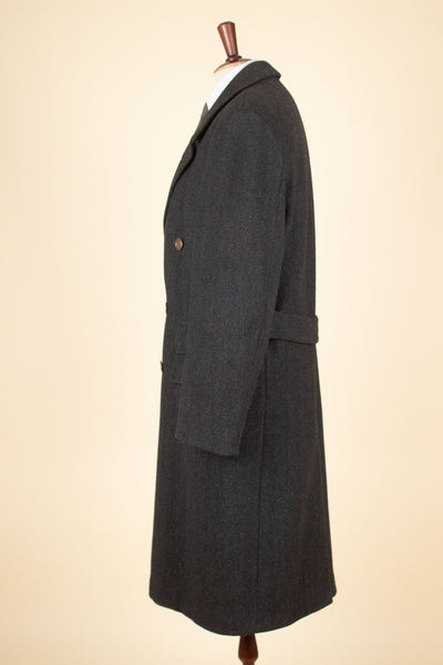 SWEDISH 1940S GREY HERRINGBONE DOUBLE BREASTED HEAVYWEIGHT COAT BY JUNEX. SIZE CA EU 48-50