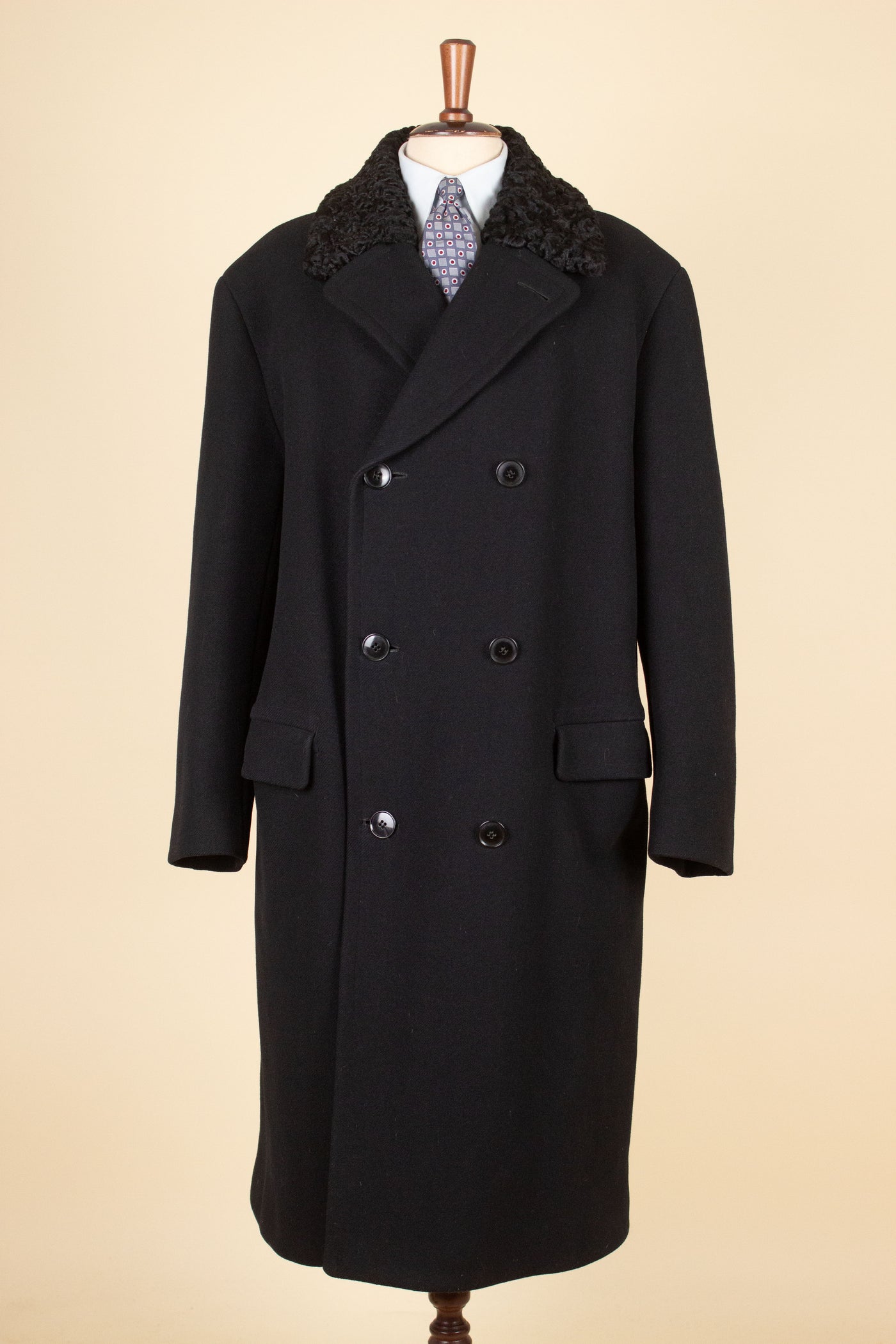 SWEDISH 1940S BLACK PERSIAN COLLAR DOUBLE BREASTED COAT. SIZE CA EU 52