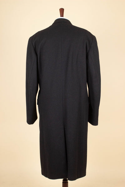 1940S SWEDISH BLACK SINGLE BREASTED OVERCOAT BY UNKNOWN MAKER. SIZE CA EU 52-54