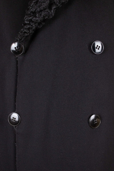 SWEDISH 1920S/1930 BLACK DOUBLE BREASTED OVERCOAT WITH FUR LINING BY PUB. SIZE CA EU 50