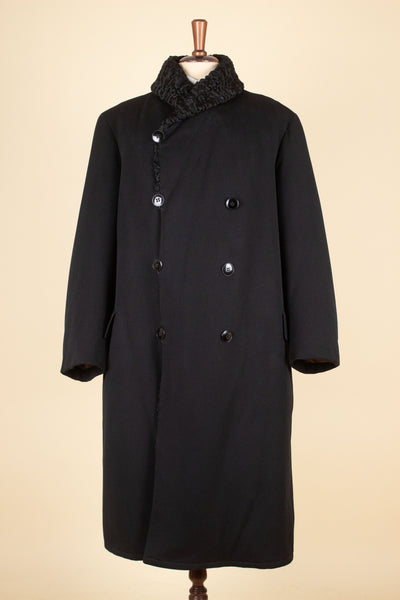 SWEDISH 1920S/1930 BLACK DOUBLE BREASTED OVERCOAT WITH FUR LINING BY PUB. SIZE CA EU 50