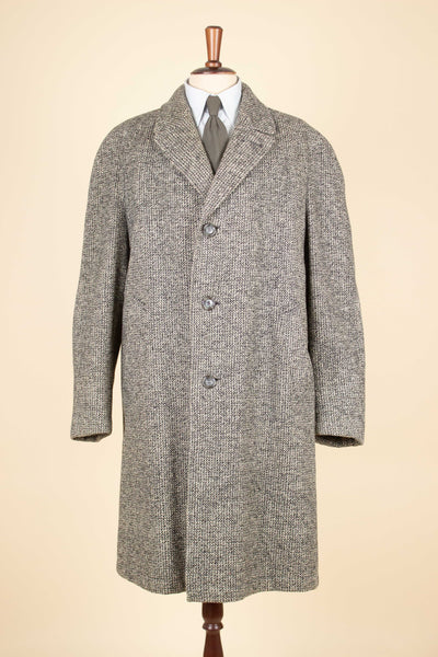 SWEDISH 1950S GREY MINGLED SINGLE BREASTED RAGLAN TWEED COAT. SIZE CA EU 50