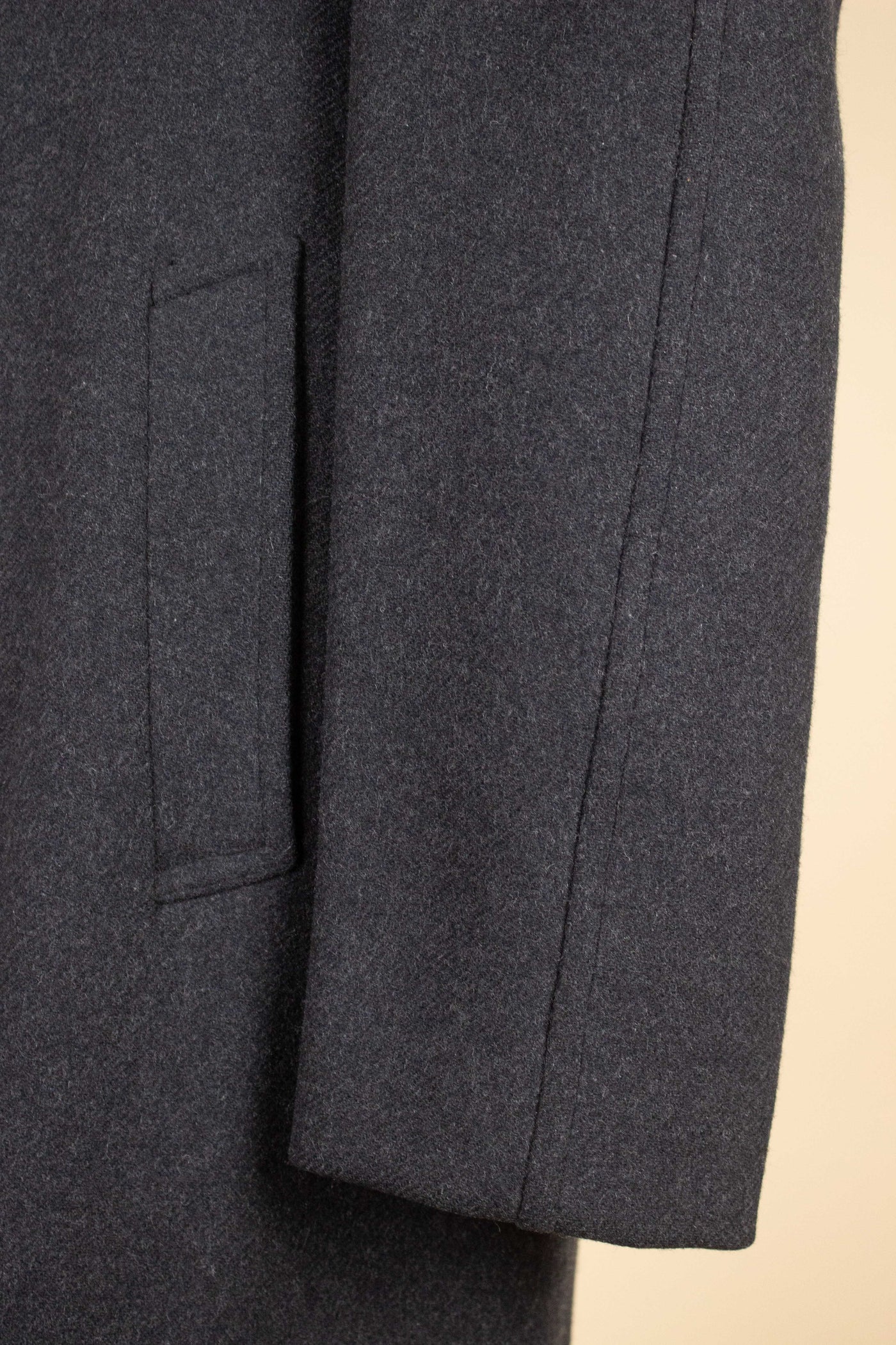 1930S/1940S SWEDISH GREY SINGLE BREASTED OVERCOAT BY RANG. SIZE CA EU 50