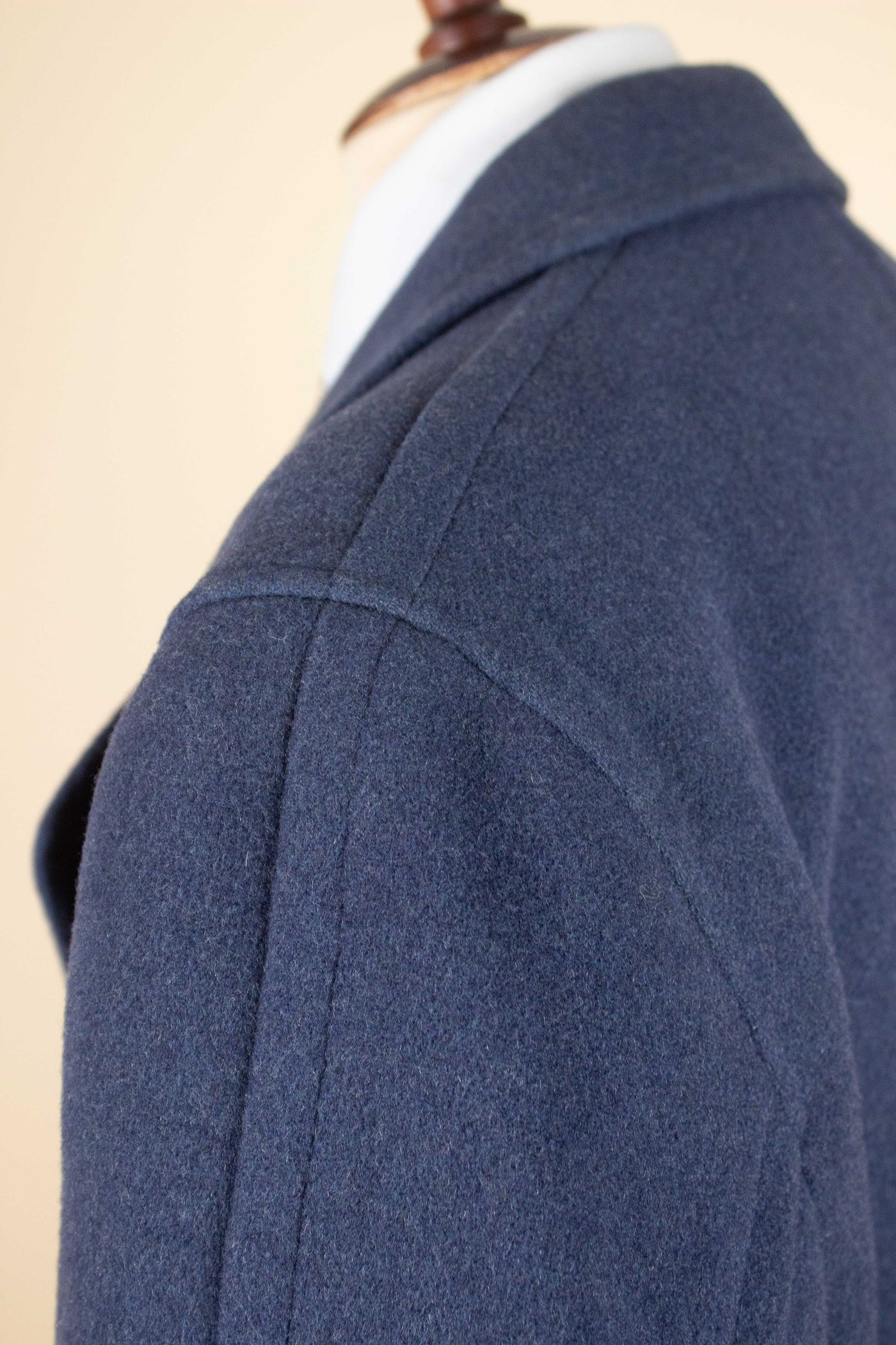 SWEDISH 1940S/1950S BLUE DOUBLE BREASTED OVERCOAT BY STANDARDS HÖRNA. SIZE CA EU  50