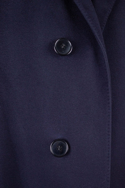 SWEDISH 1960S DARK BLUE SINGLE BREASTED RAGLAN OVERCOAT BY TIGER. SIZE CA EU 48-50
